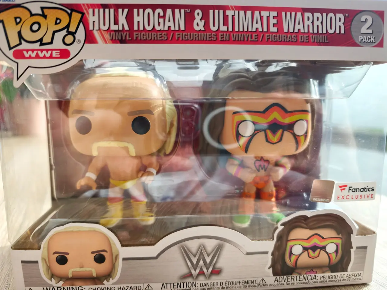 Hulk Hogan vs Ultimate Warrior (2-Pack)