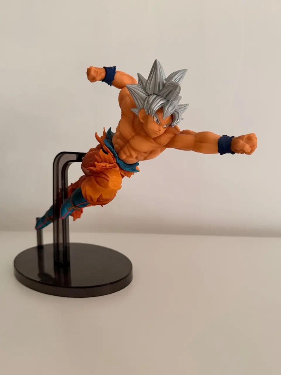 Son Goku ultra instinct