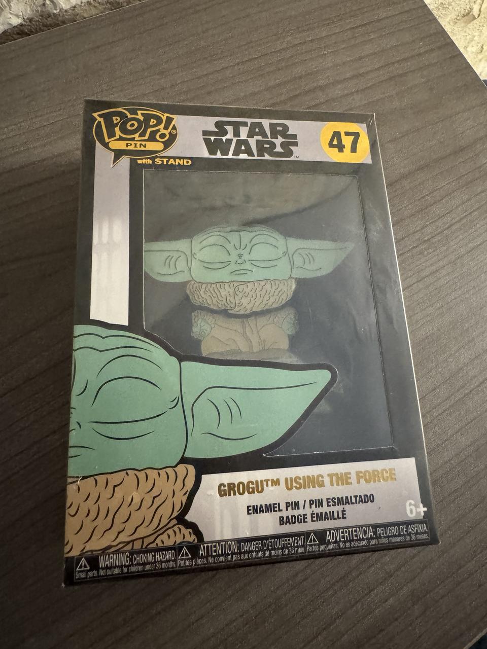 Grogu usine the force (POP! Pin)