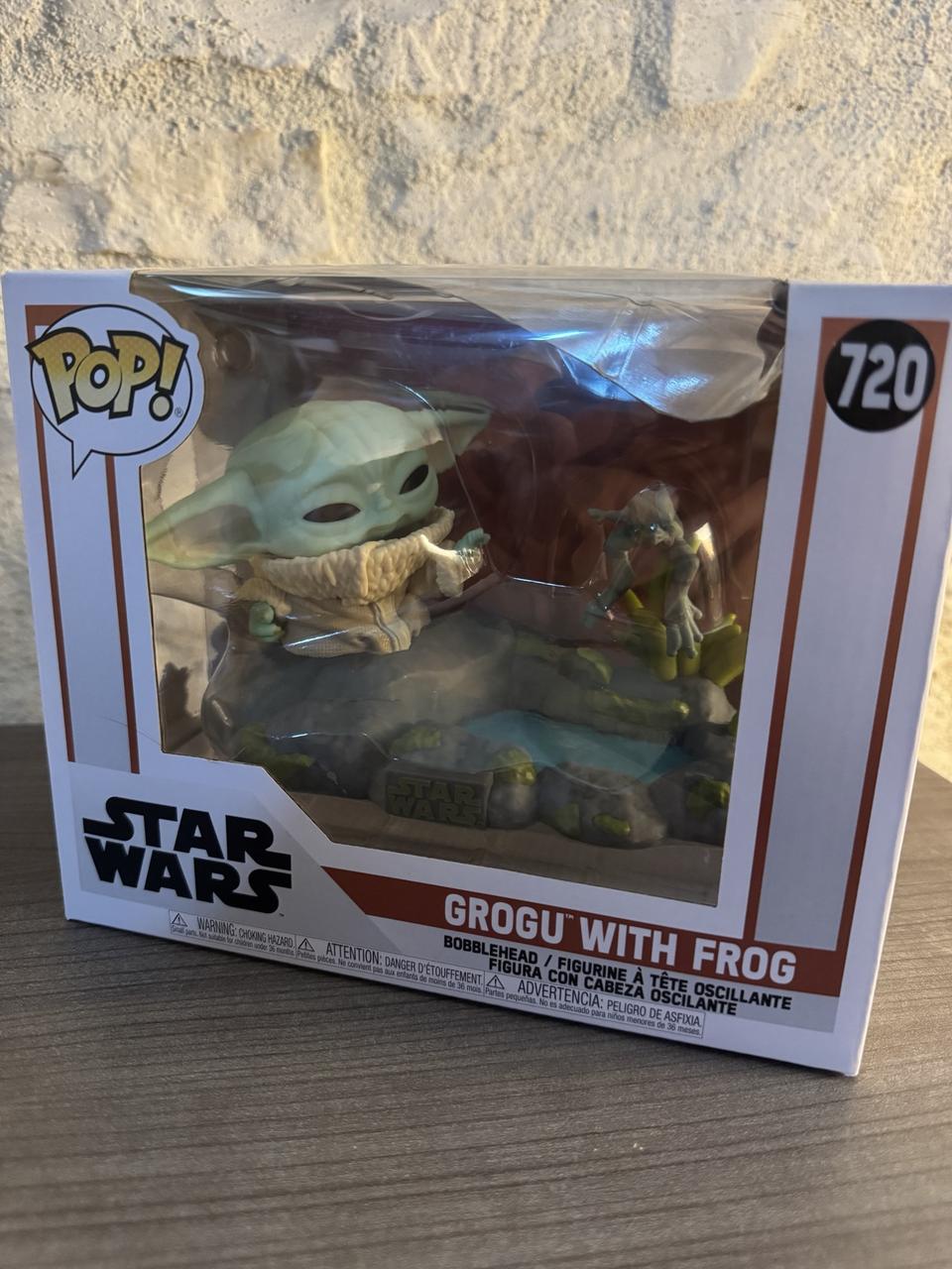 Grogu with frog (Super Sized)