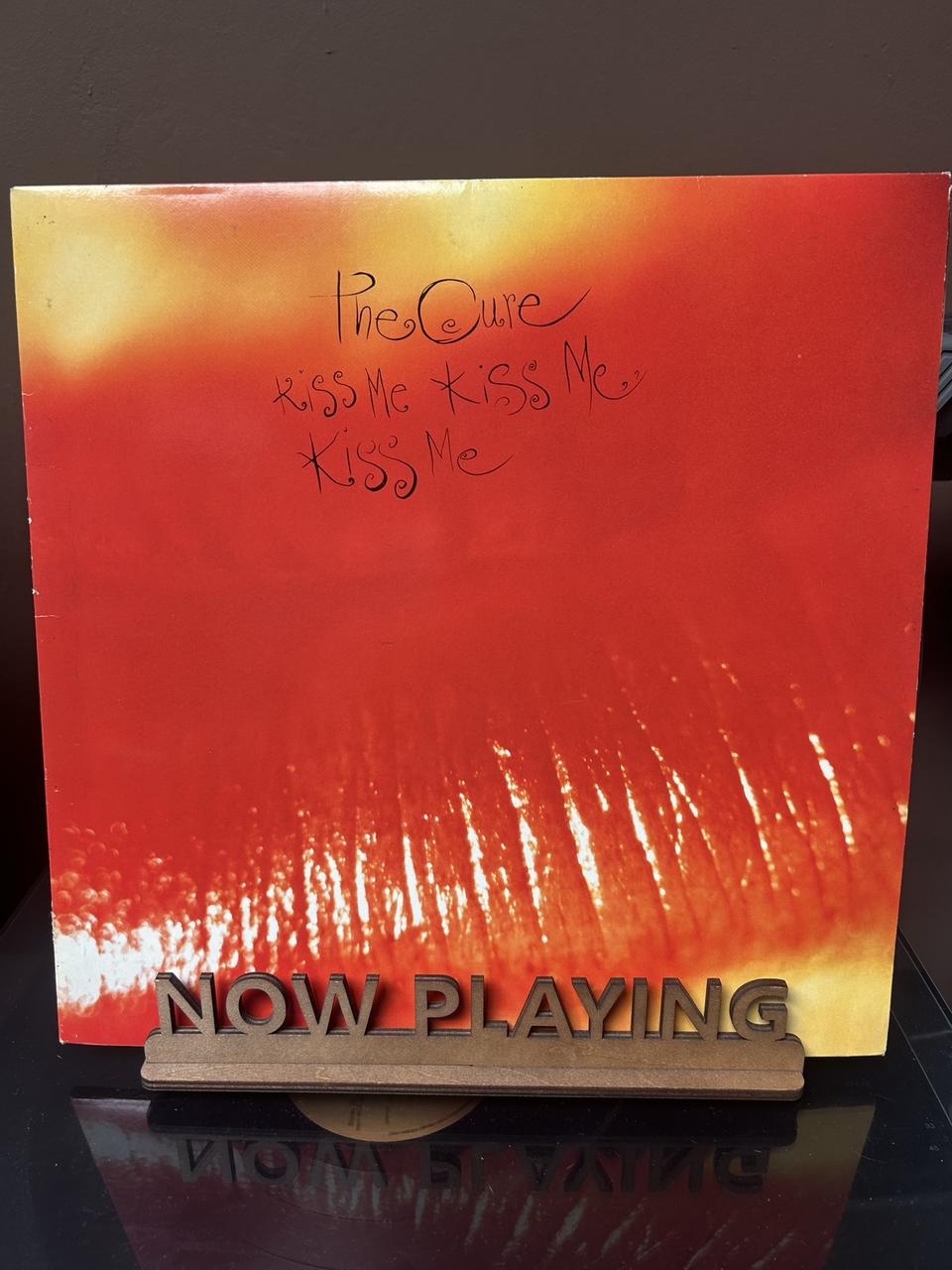 The Cure kiss me kiss me kiss me