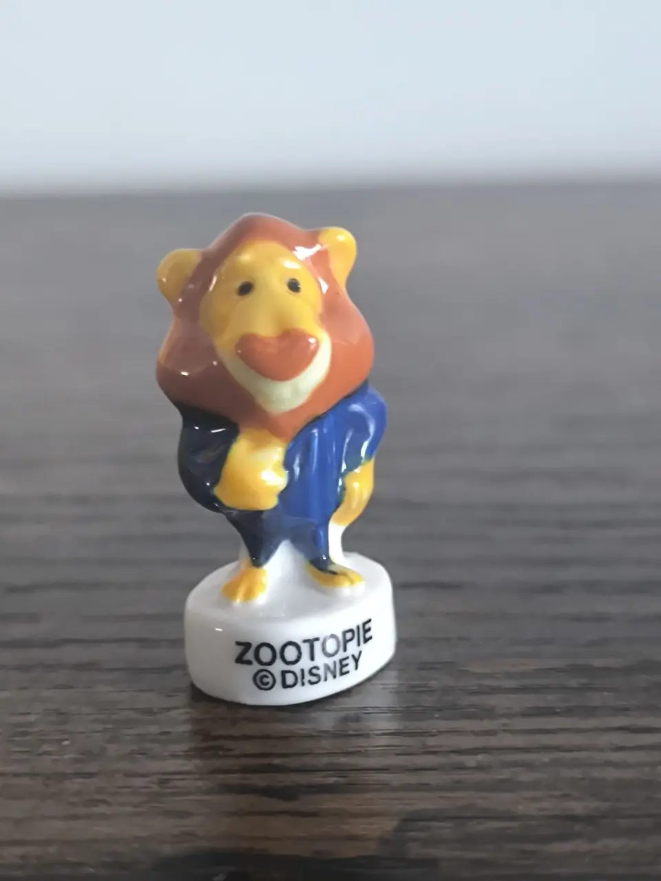 Fève Léodore Lion