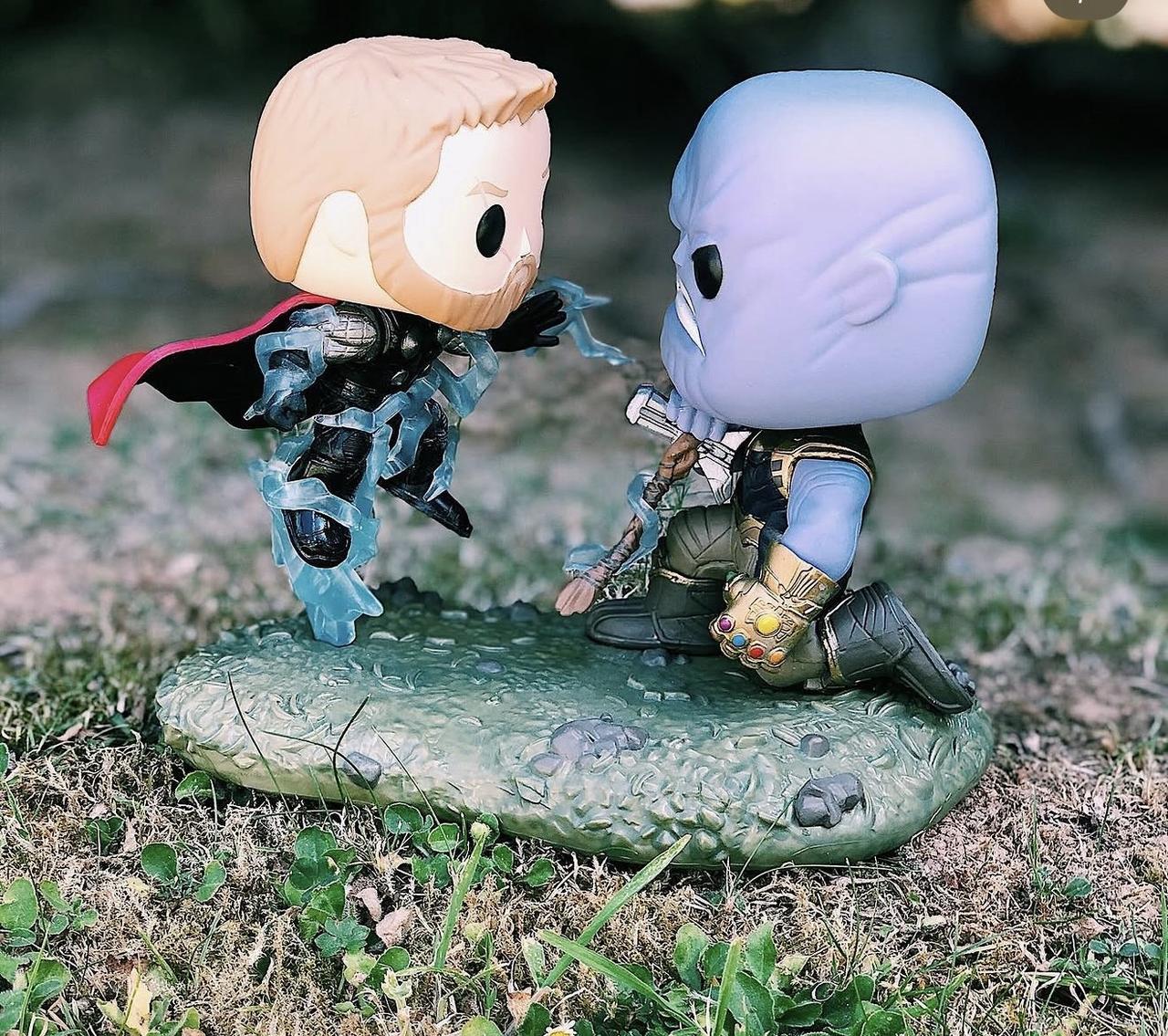 Thor Vs. Thanos (Movie Moments)