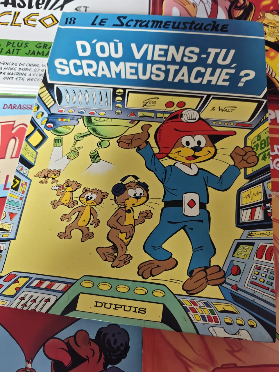 D'où viens-tu Scrameustache ?