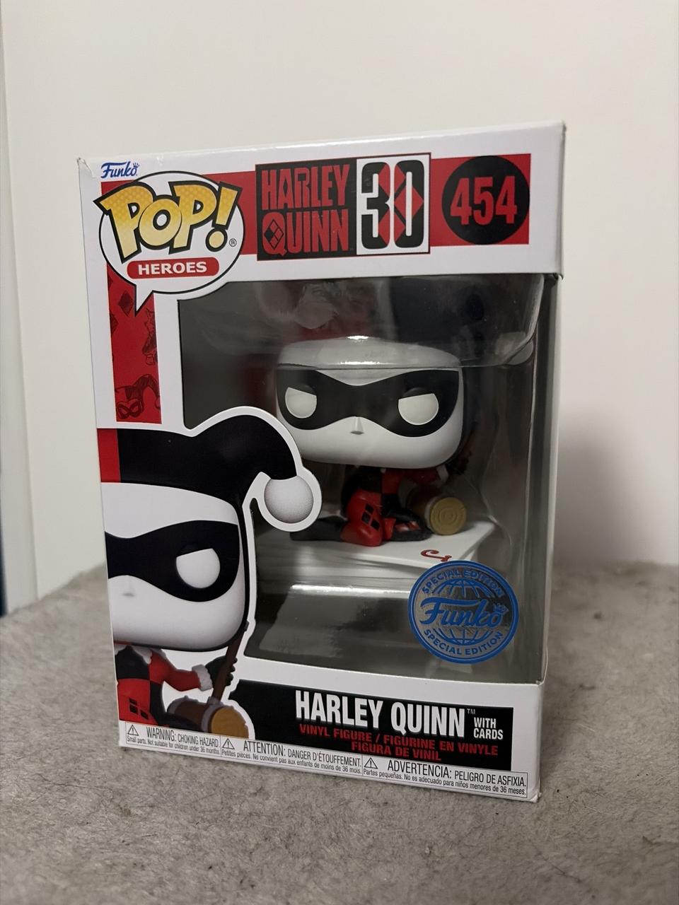 Harley Quinn with cards