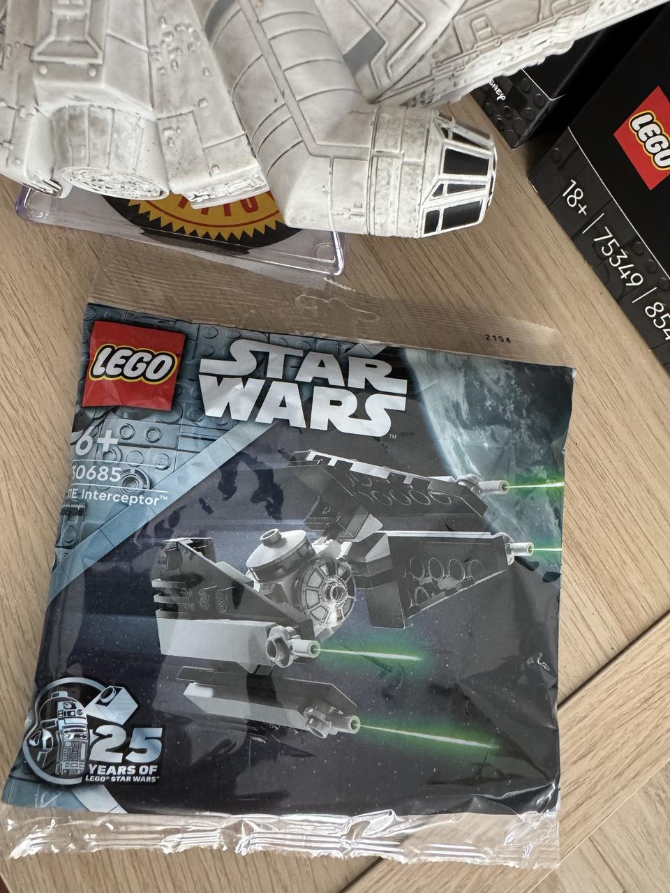 TIE Interceptor