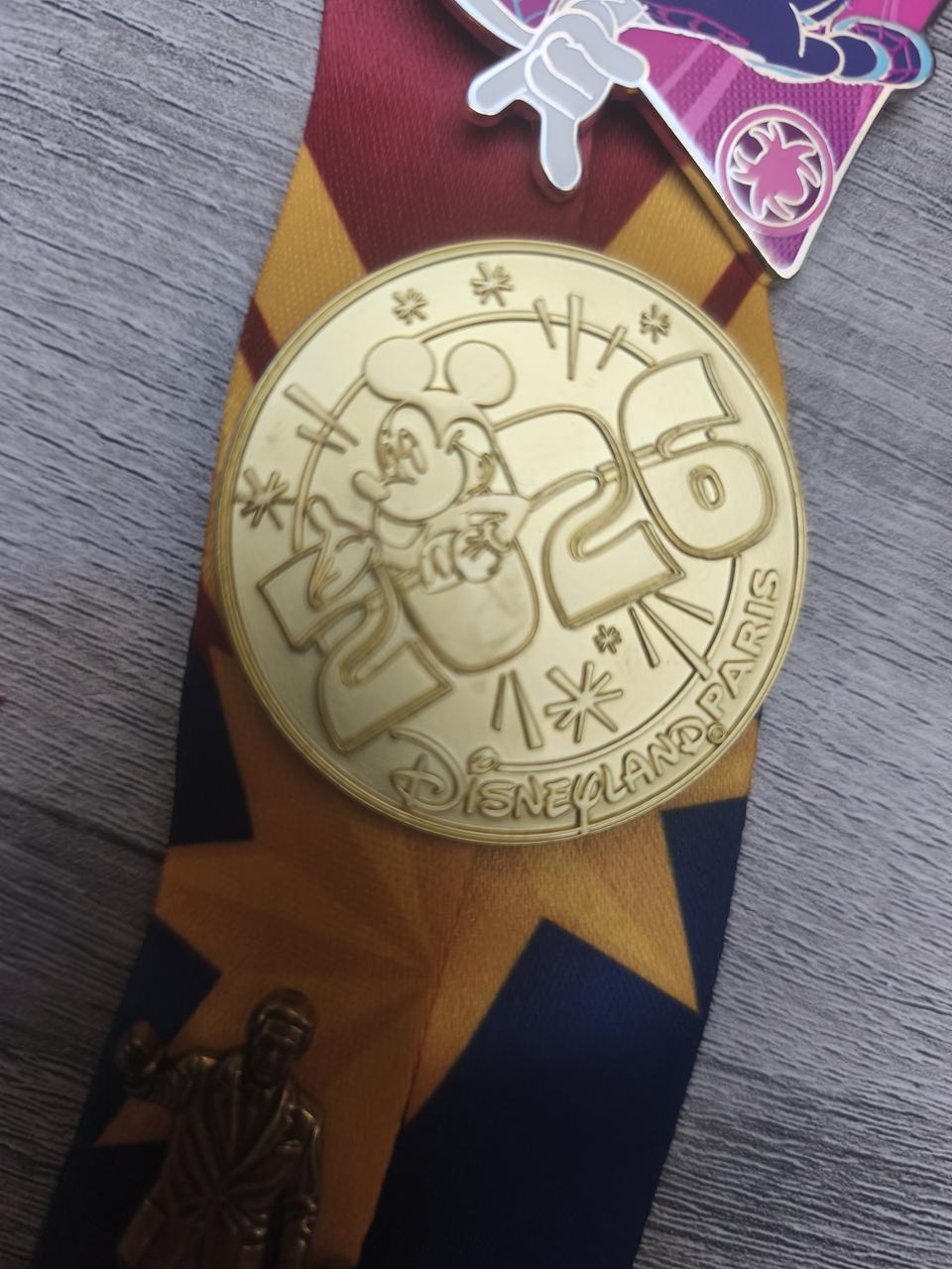 Pin's 2026 en mode Pièce de monnaie