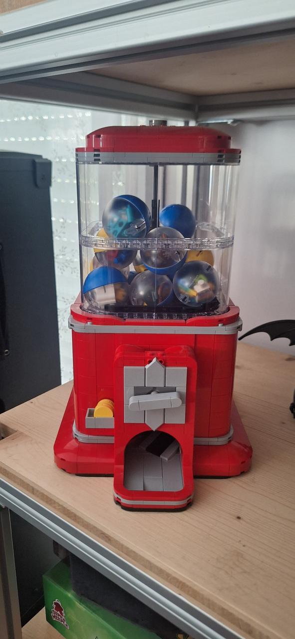 Le distributeur de minifigurines