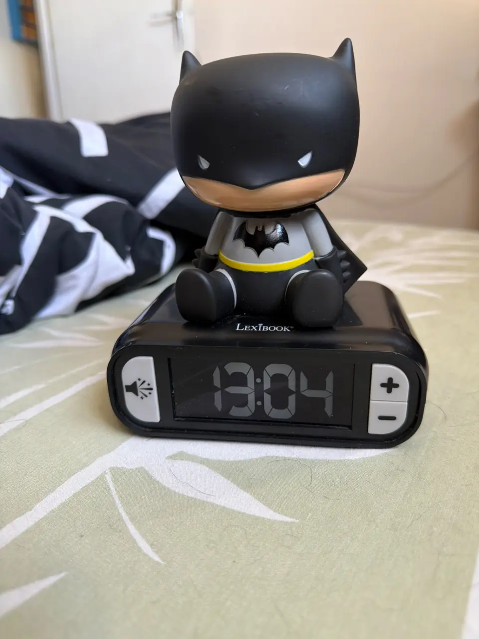Réveil avec veilleuse lumineuse Batman en 3D