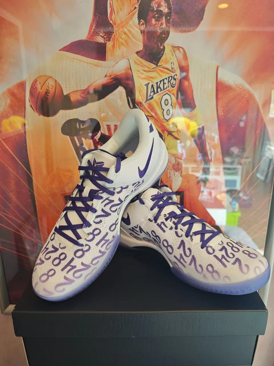 Kobe VIII PROTRO court purple