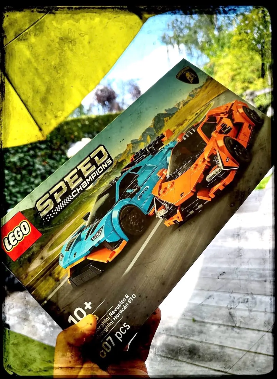 Lamborghini Revuelto et Huracán STO