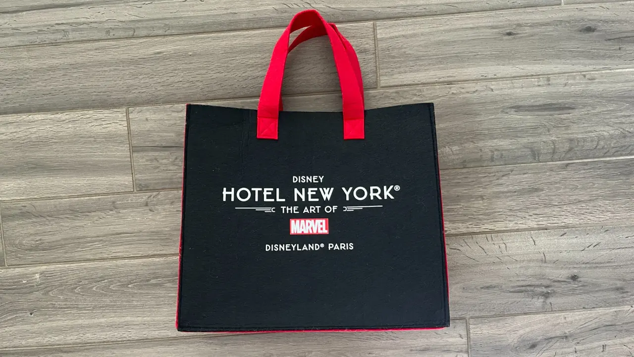 Sac Fantaisie Noël 2025 HNY The Art of Marvel